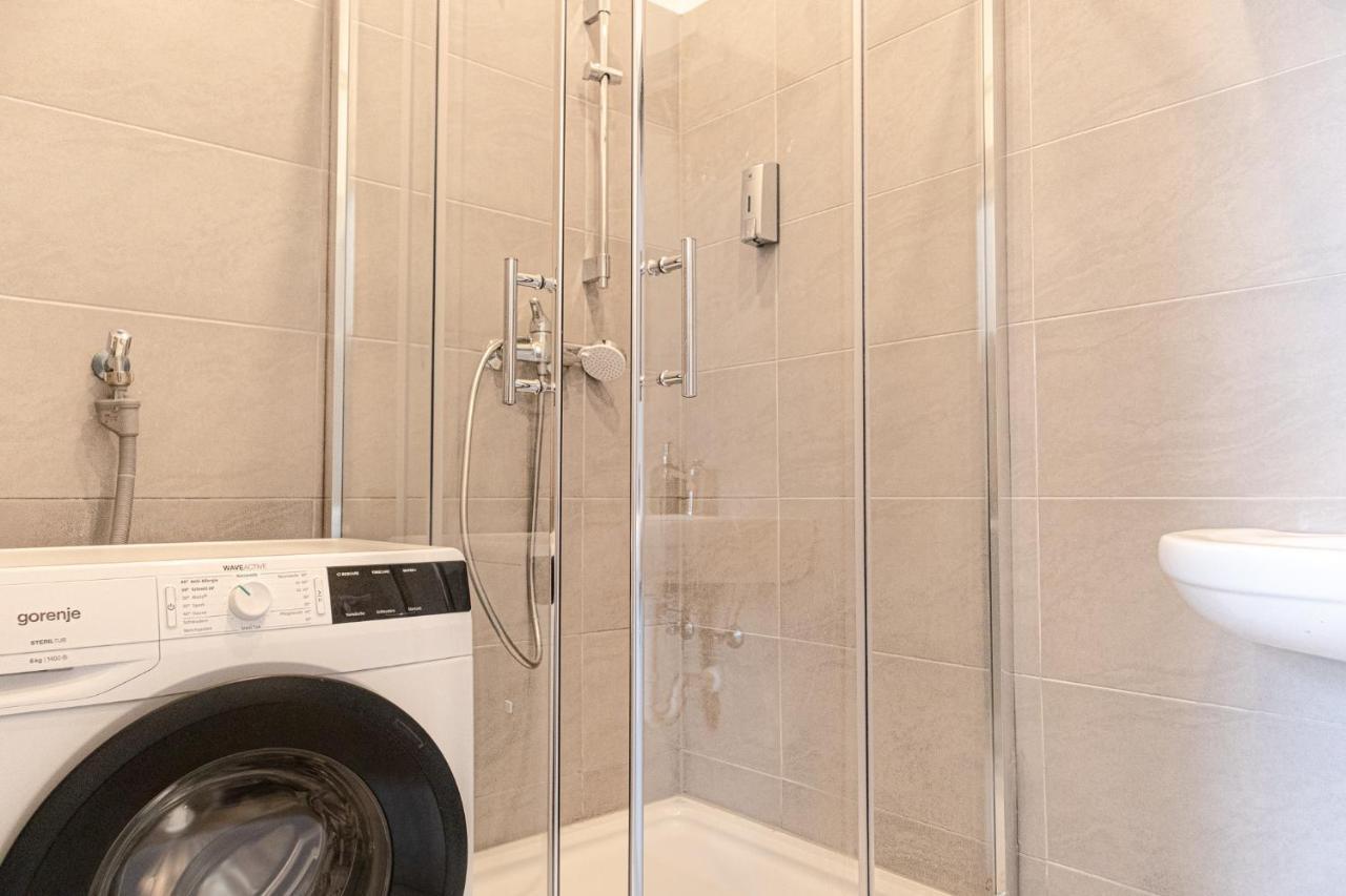 Pleasing 2Br Apt. Akh-Perfect For Groups Відень Екстер'єр фото